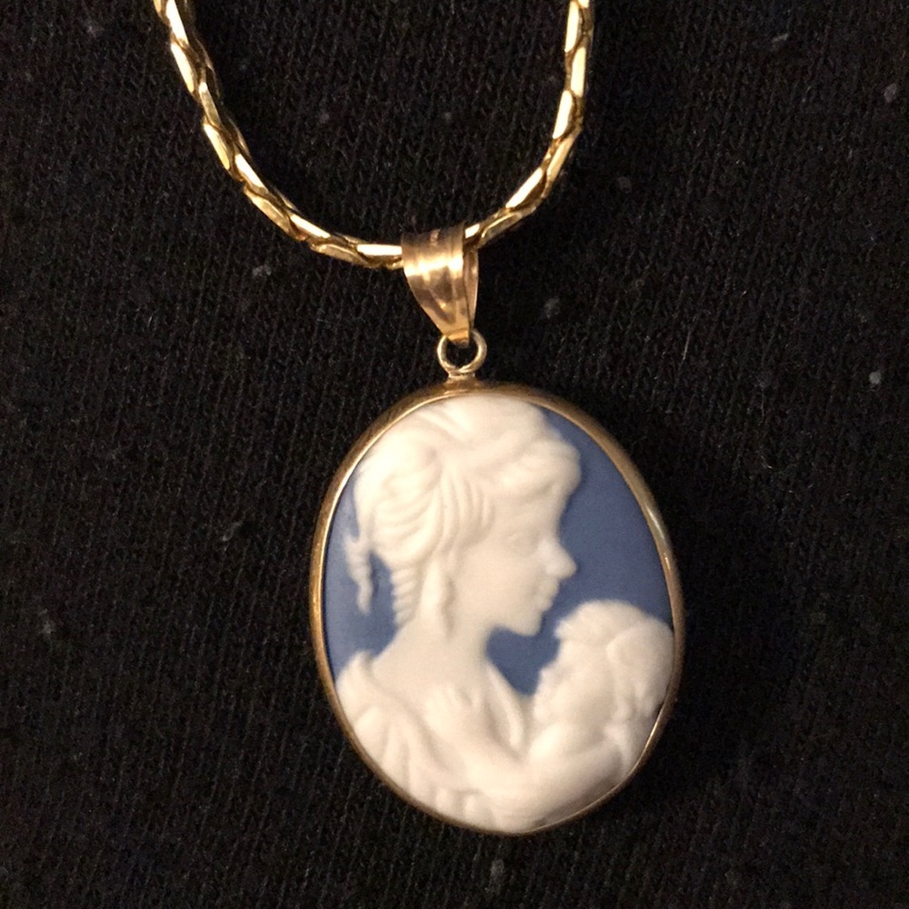 Mother and daughter blue cameo necklace